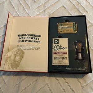 Duke Cannon Bourbon Barrel Gift Set - Buffalo Trace
